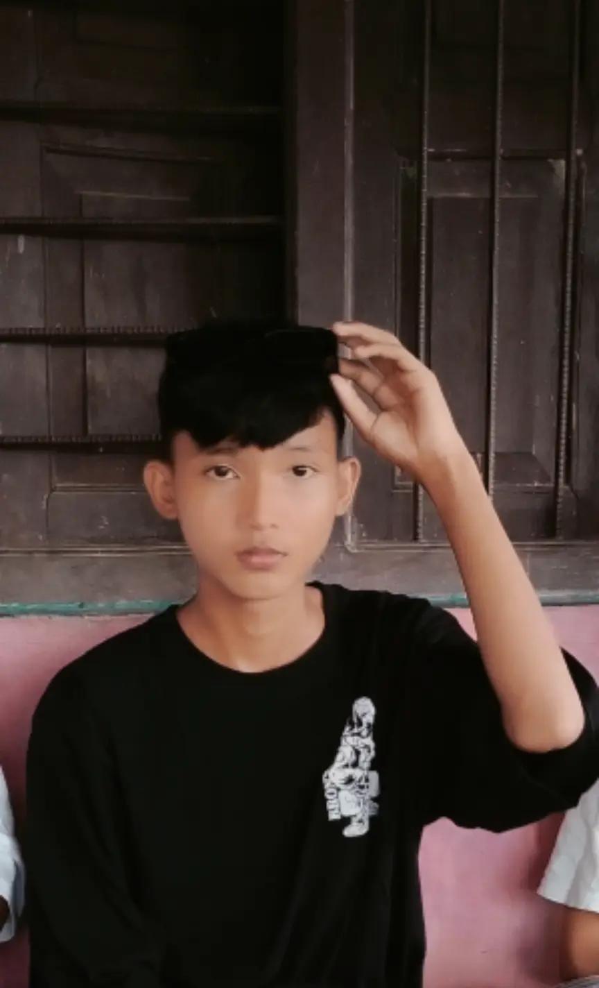 @Handsome ho Vai🖤