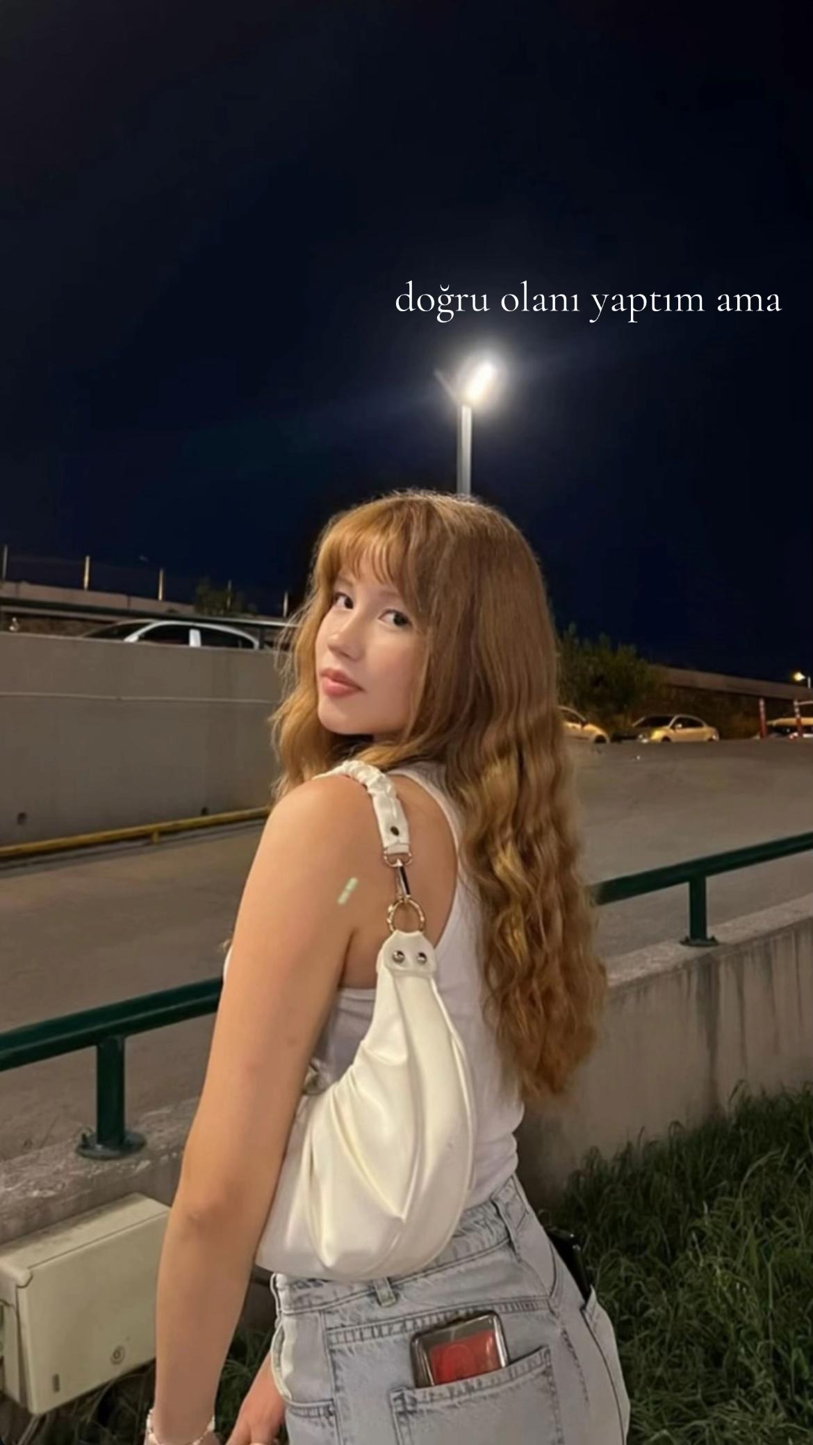 @elliflly