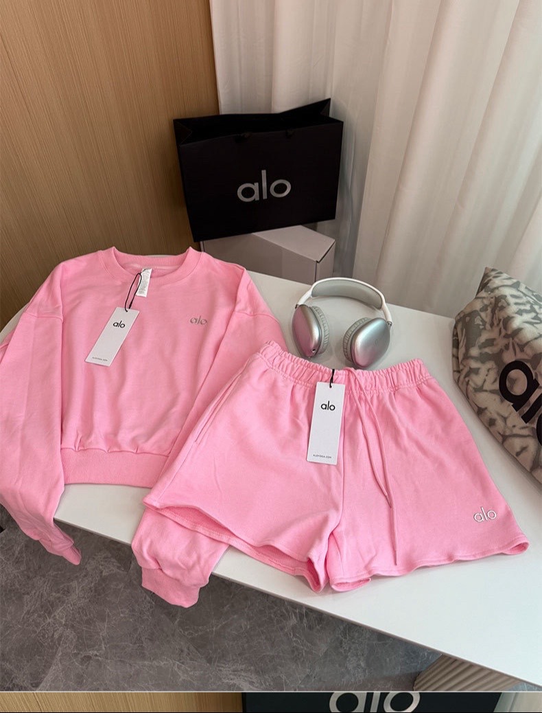 @TEES & TAGS 🌈🏳️🌈