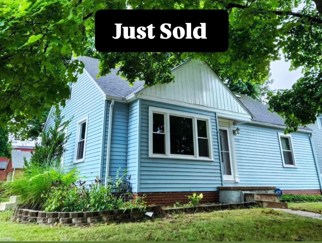 @DeepikaGhotra Realtor®