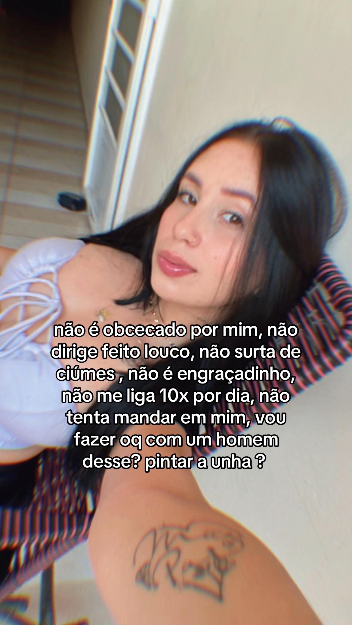 @L&iacute;via Almeida