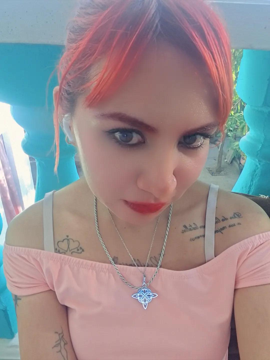 @♧♡♤_Reinadecorazones_1 ♡♤☆