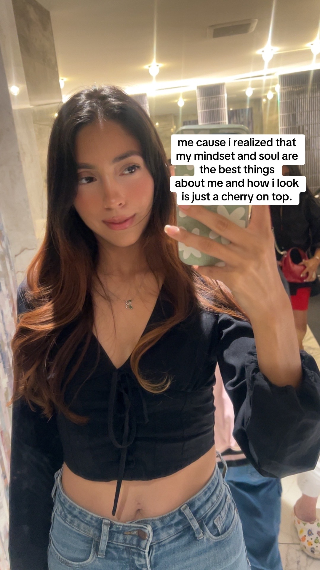 @Bee✨