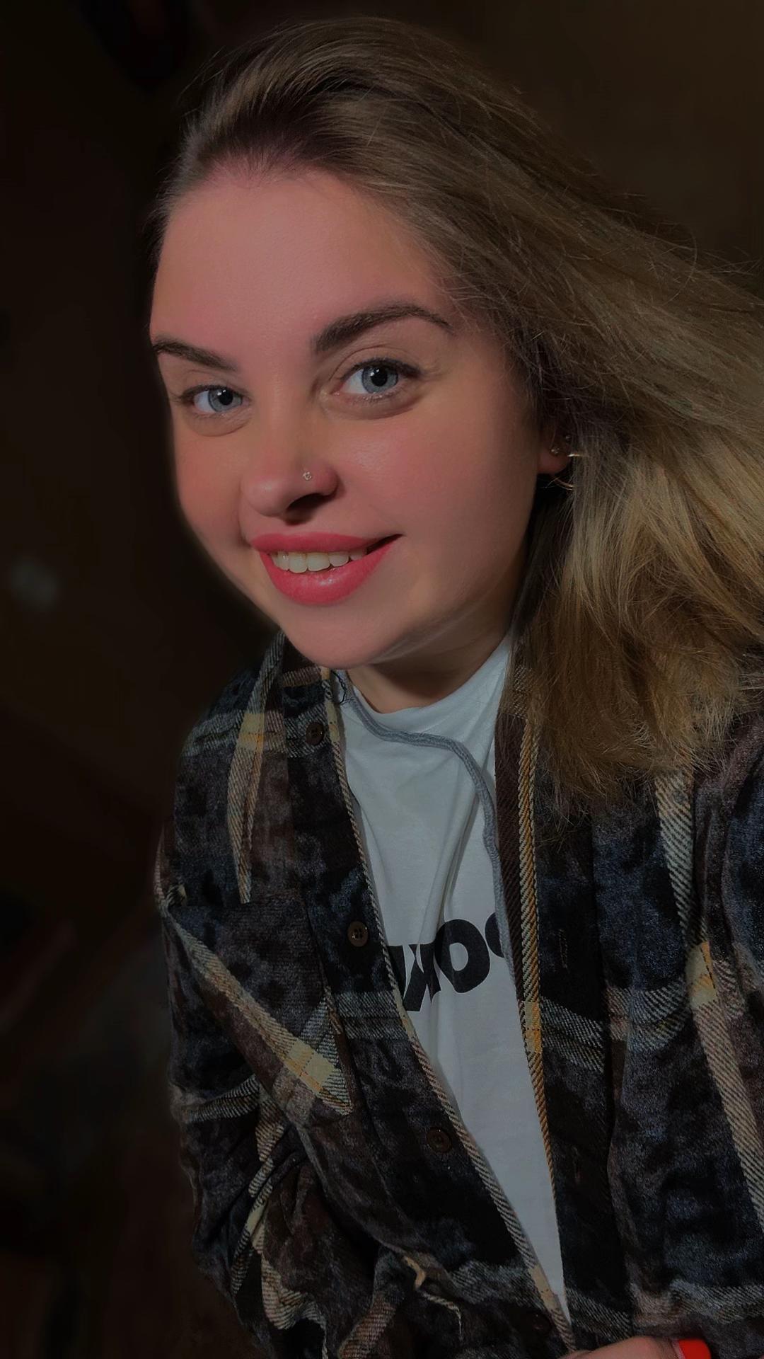 @Janysska27