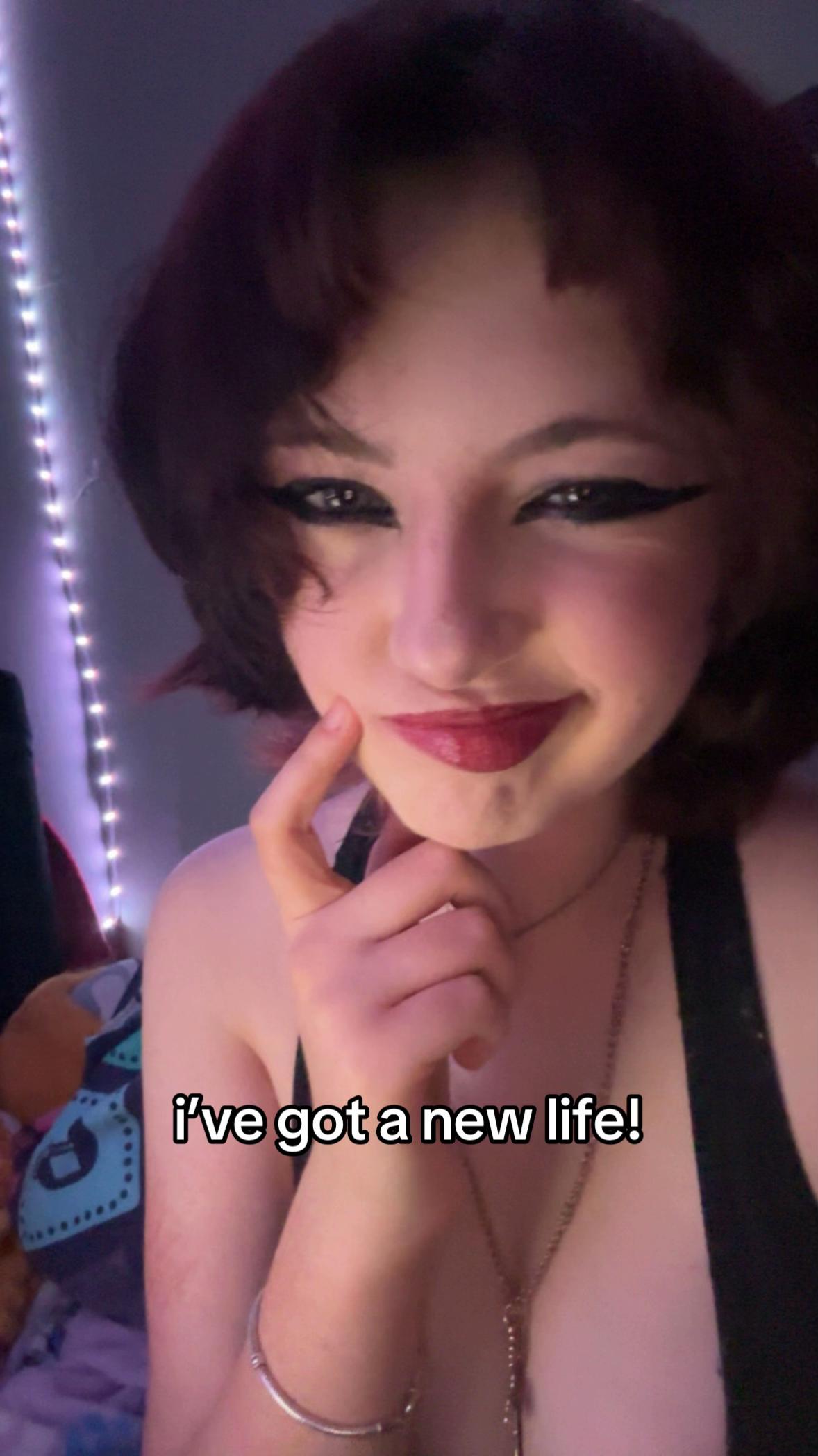 @izzy daisy