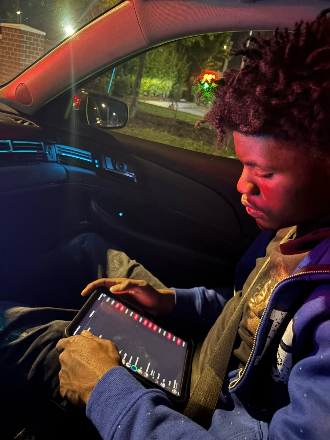 @dostheuno