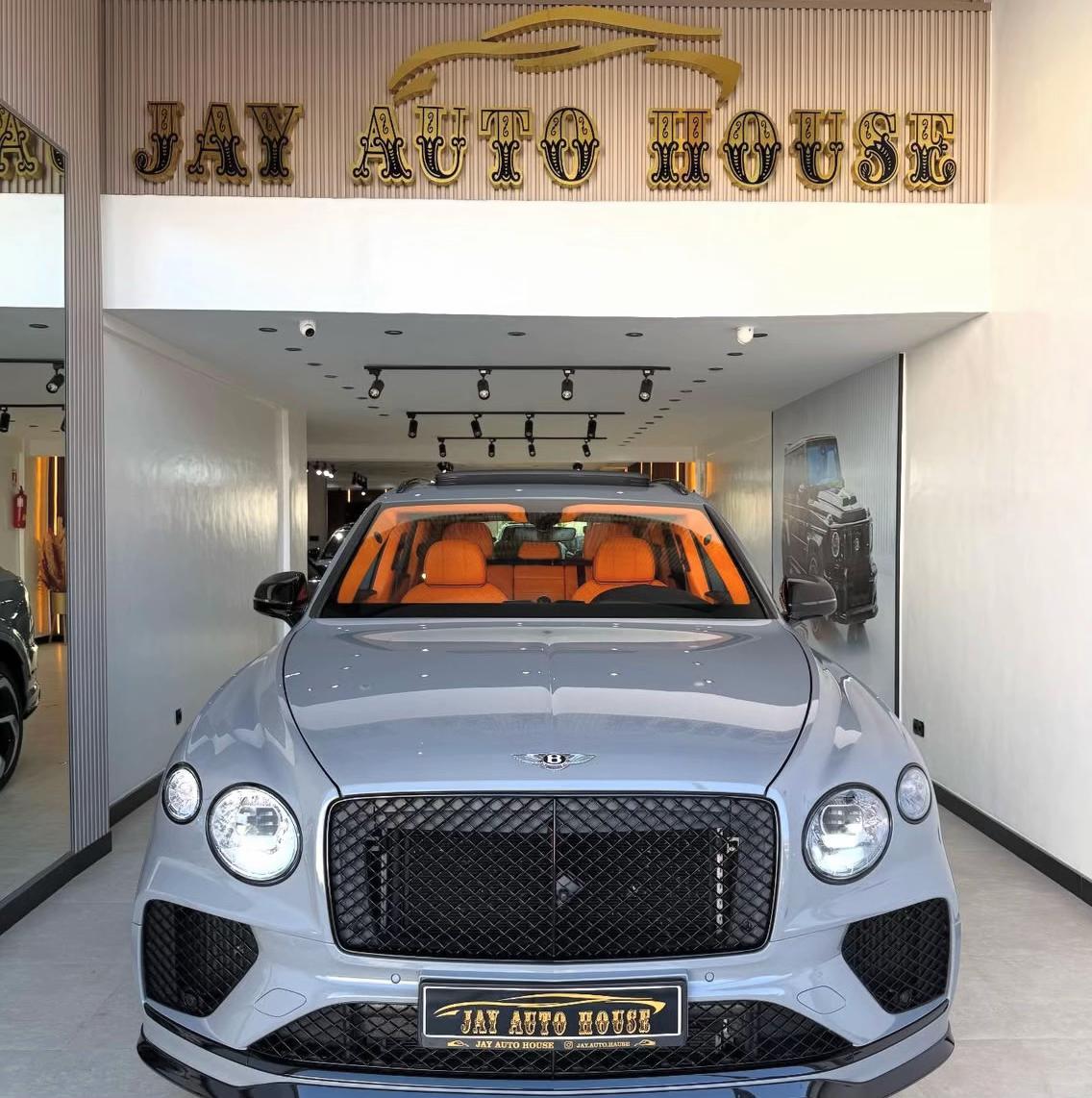 @Voiture De Luxe