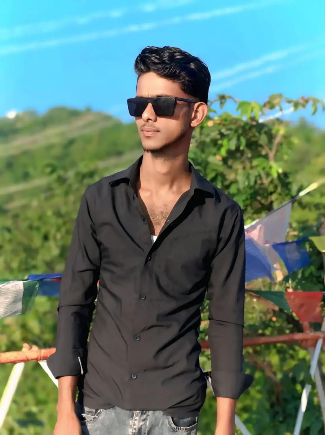 @🦅Ziddi Aashik07 ♥️
