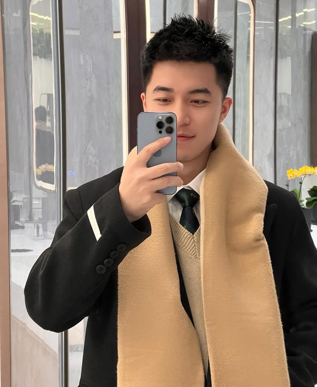@킴 힐러리