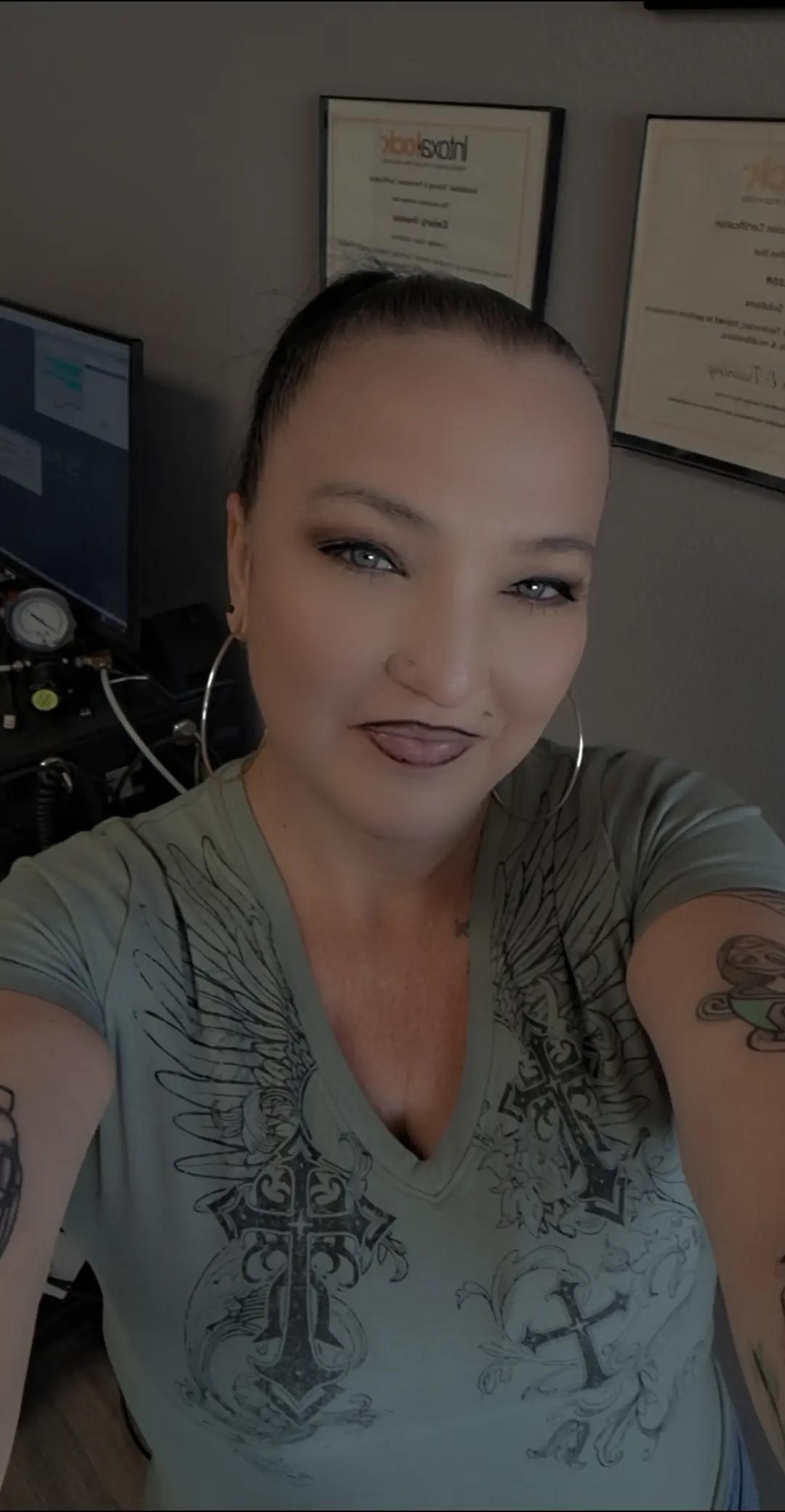 @Queen bitch
