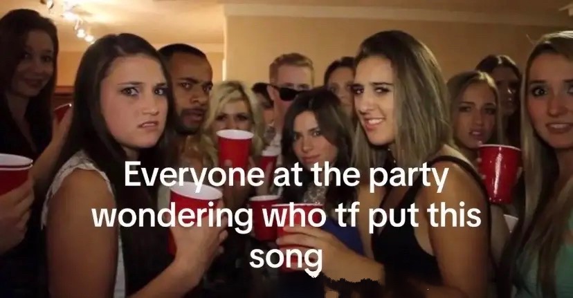 @anna ☮︎