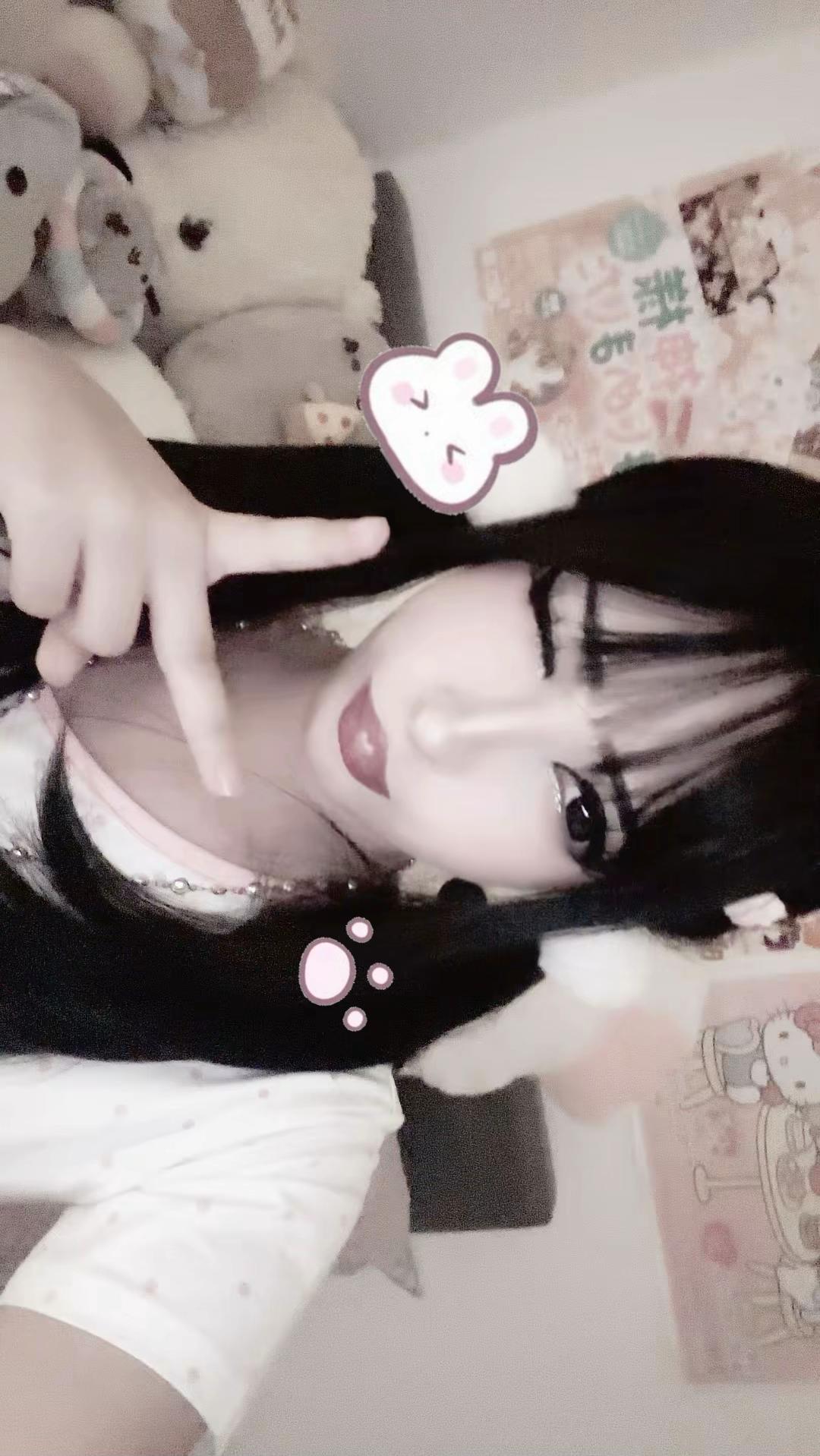 @crymmori