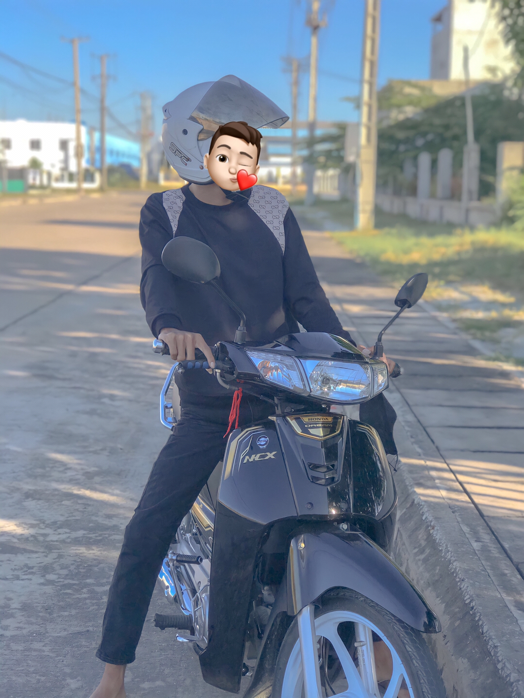 @Rēāčħ-រាជ🐻❄️
