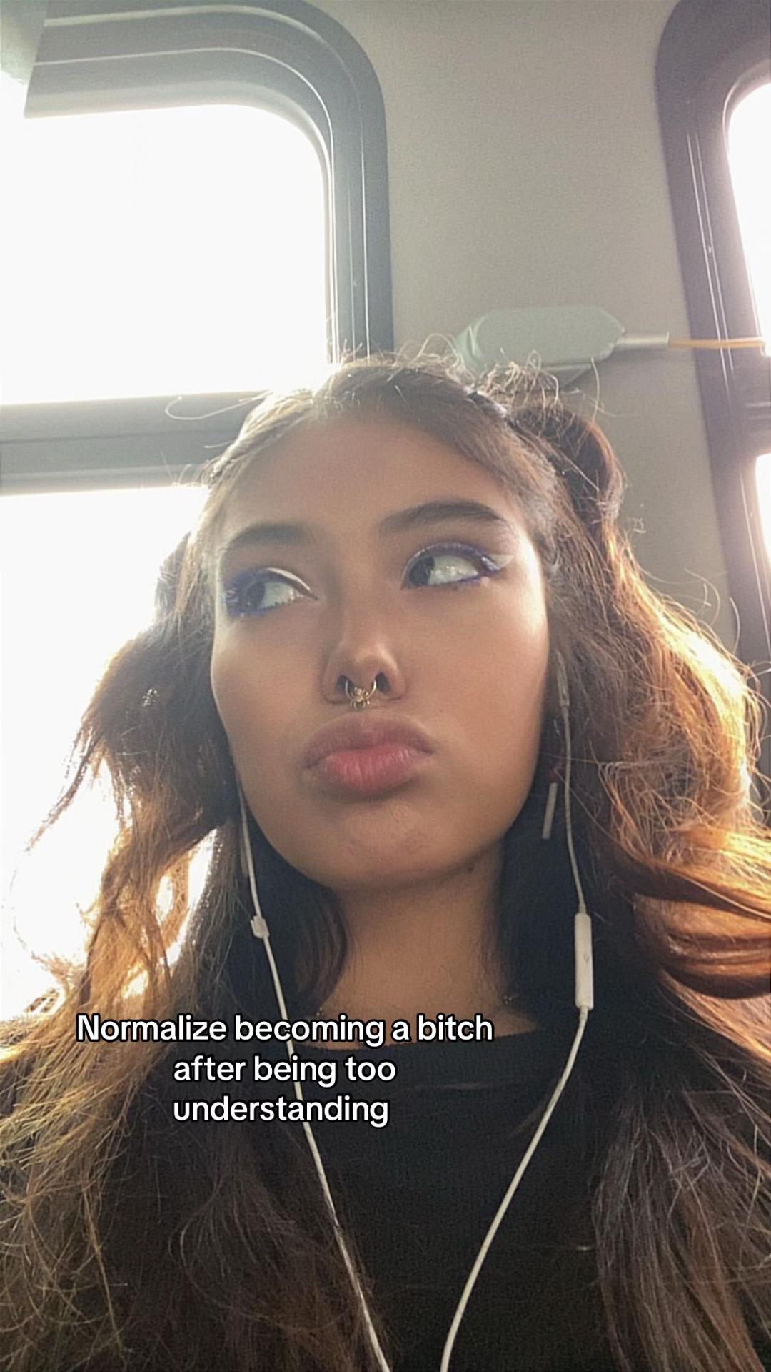 @_queefartqueen
