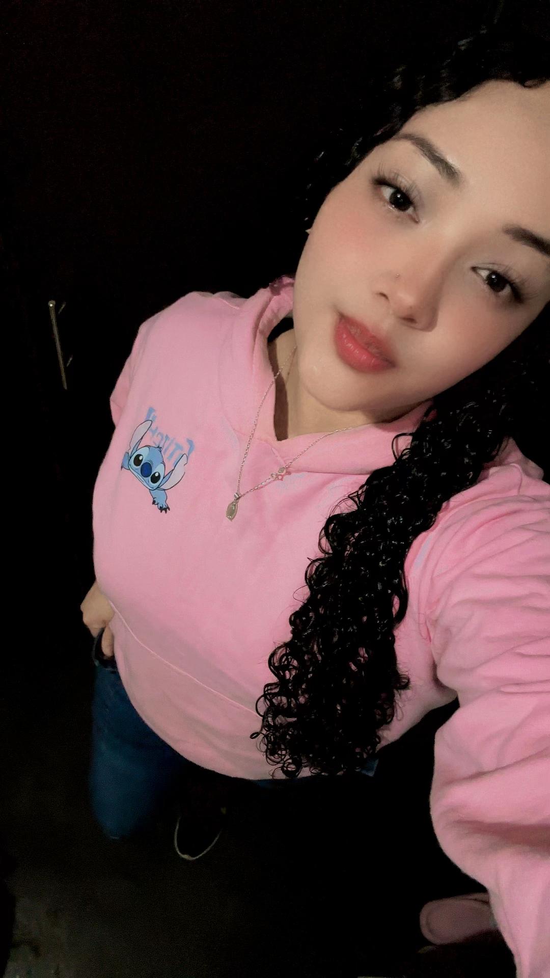 @BarbieM🍒♡