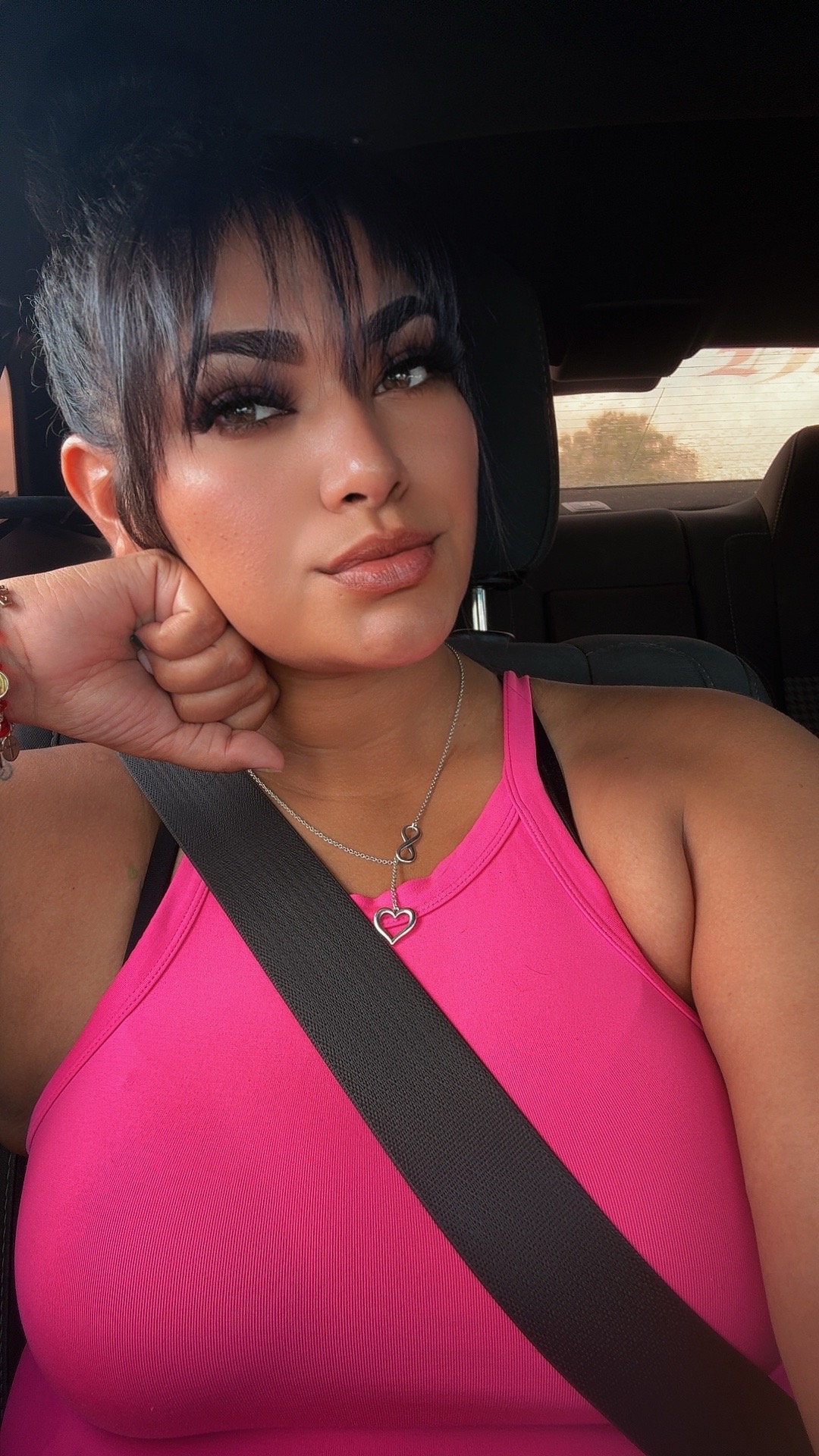 @Victoria Jade