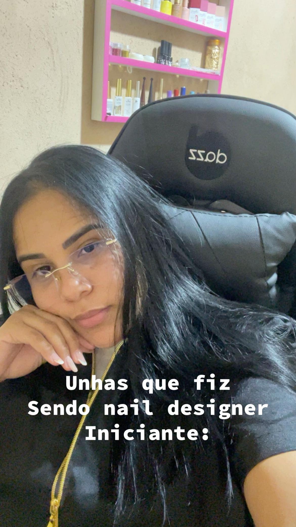 @Vitóriacosta_naildesign