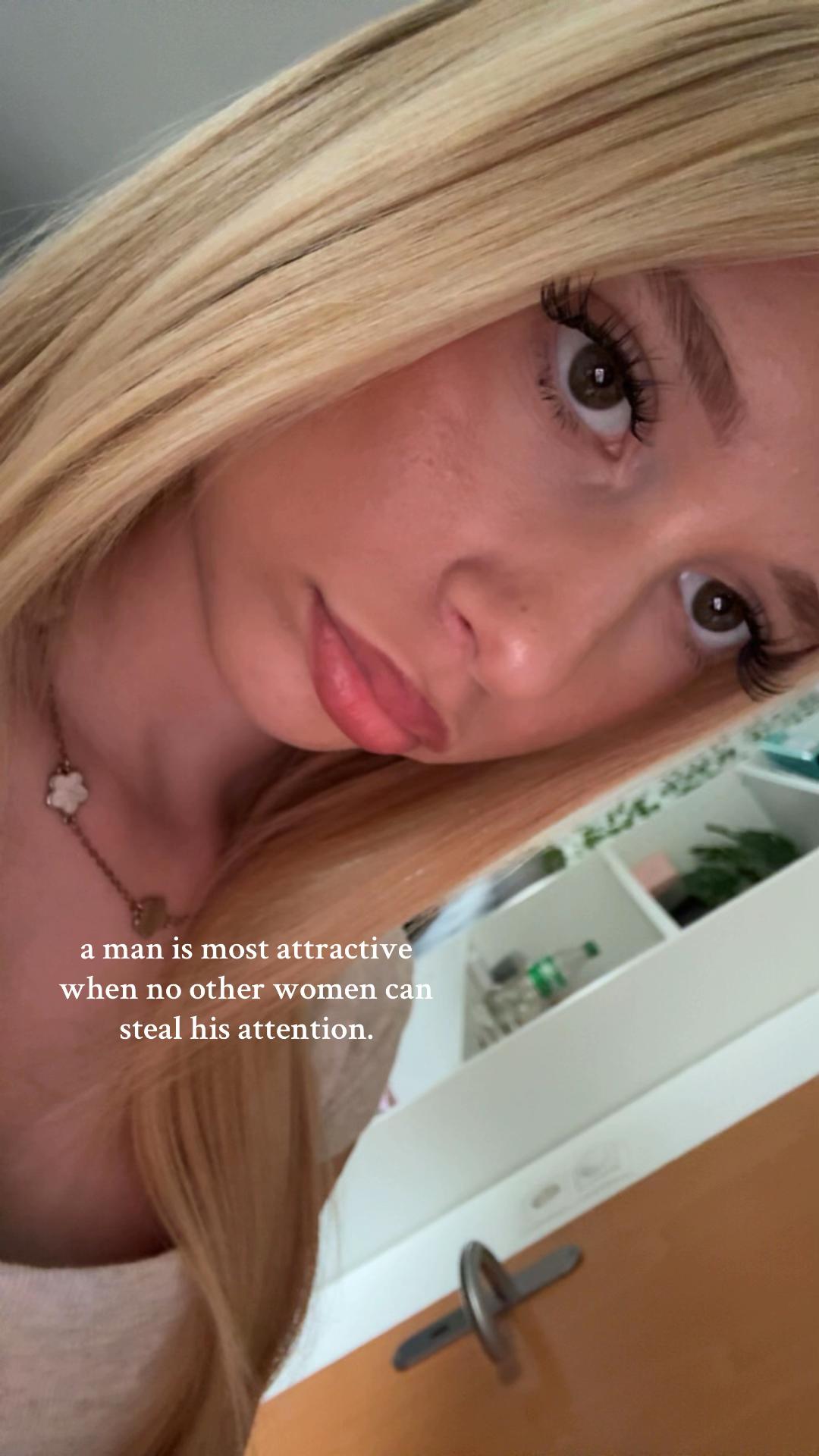 @𝐦𝐢𝐚