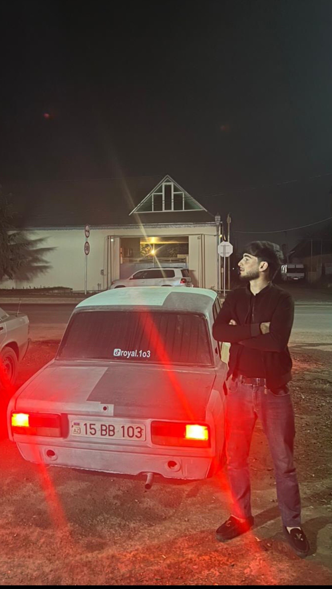 @Royal1o3