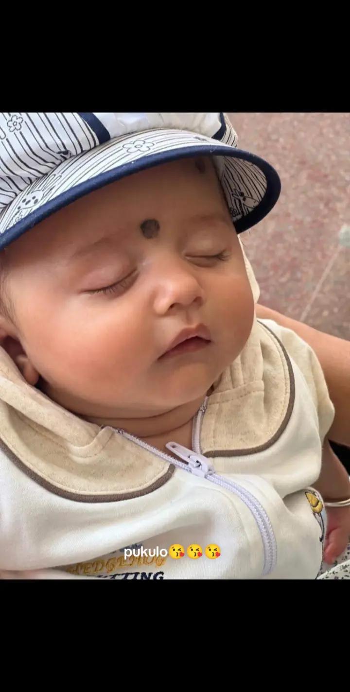 @Ru H Za 🙋🤟