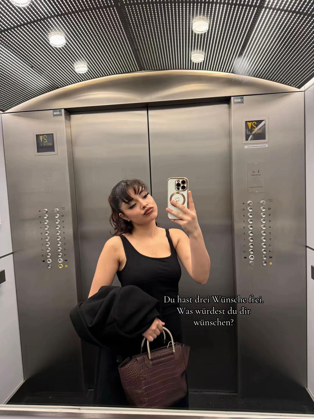 @♑️01