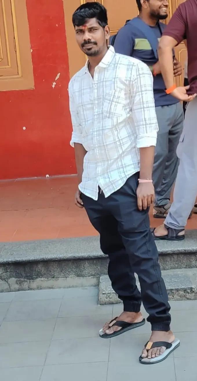 @🇮🇳🗿✨தஞ்சை-தமிழன்✨🗿🇸🇬