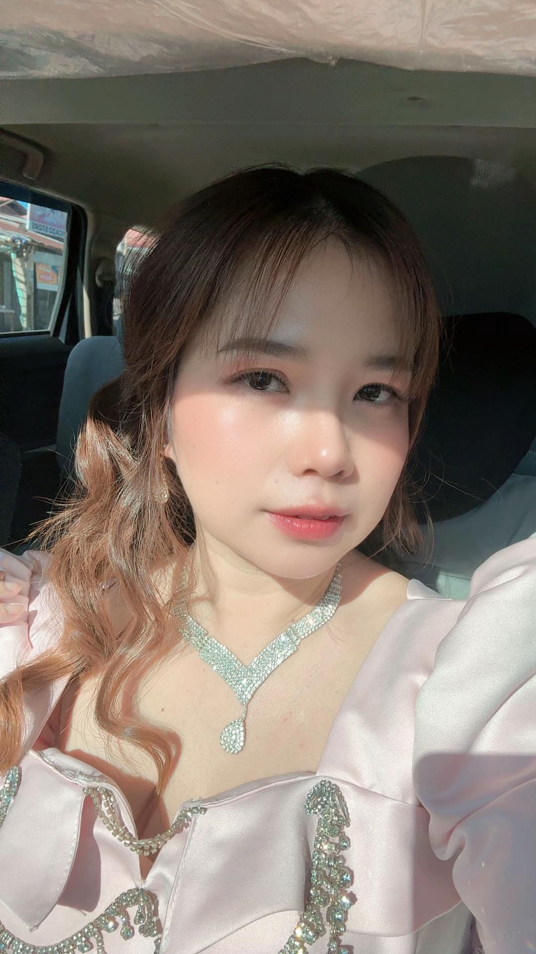 @FB: Wen Abarratigue (Miss B)