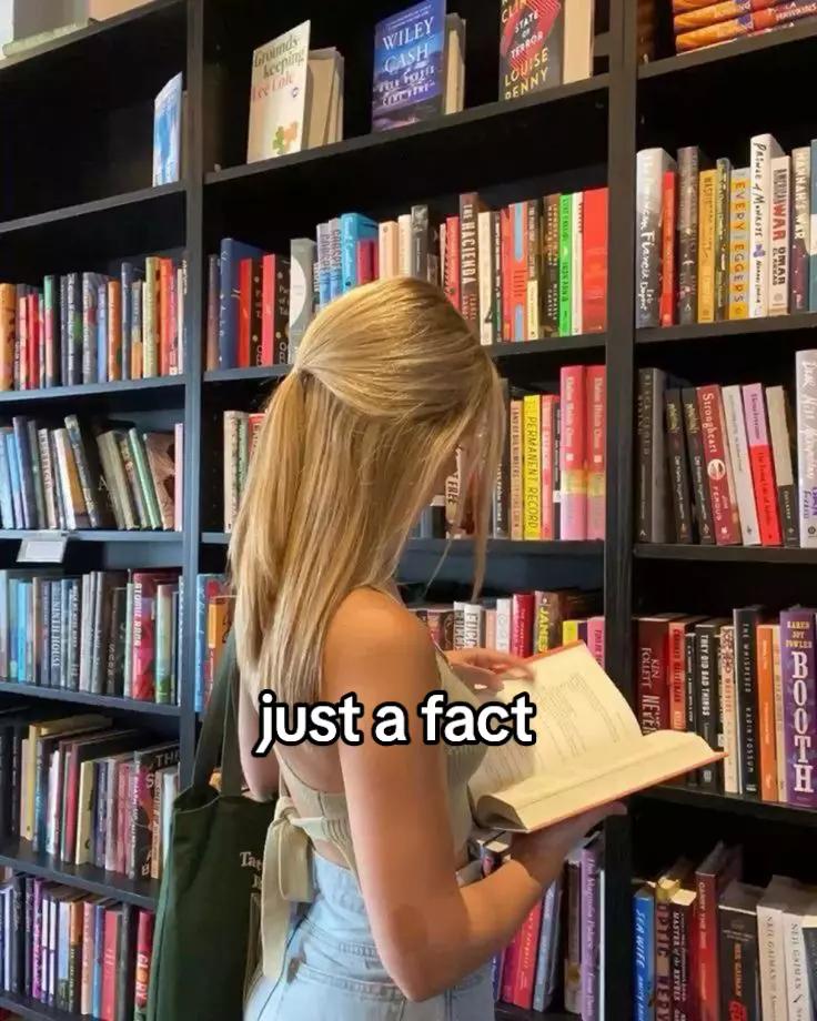 @𝓜𝓪𝓿𝓲 🦊