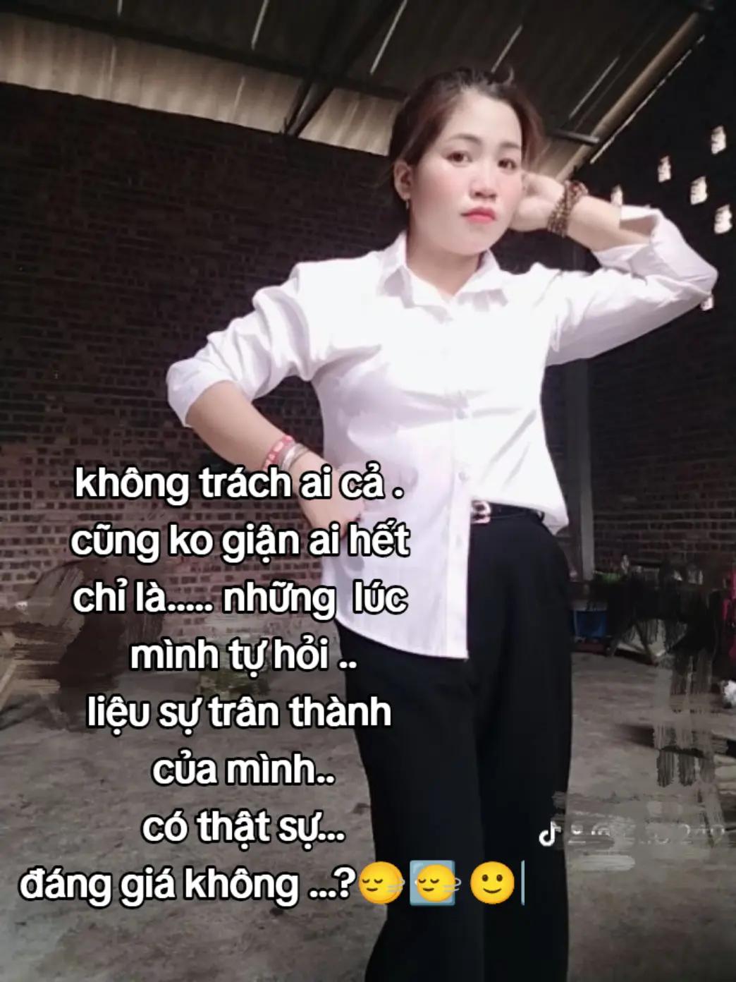 @L&ugrave;i Lại Ph&iacute;a Sau 💘