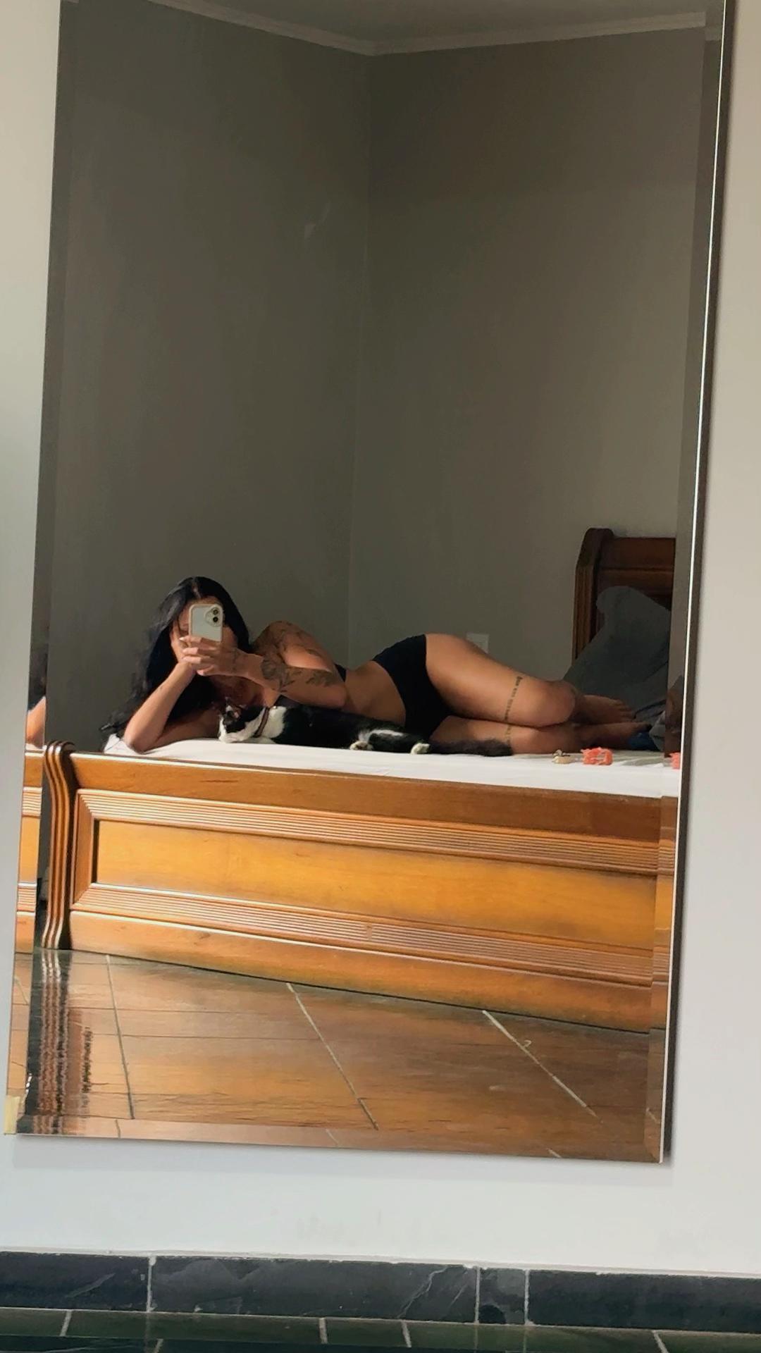 @Camille Moura