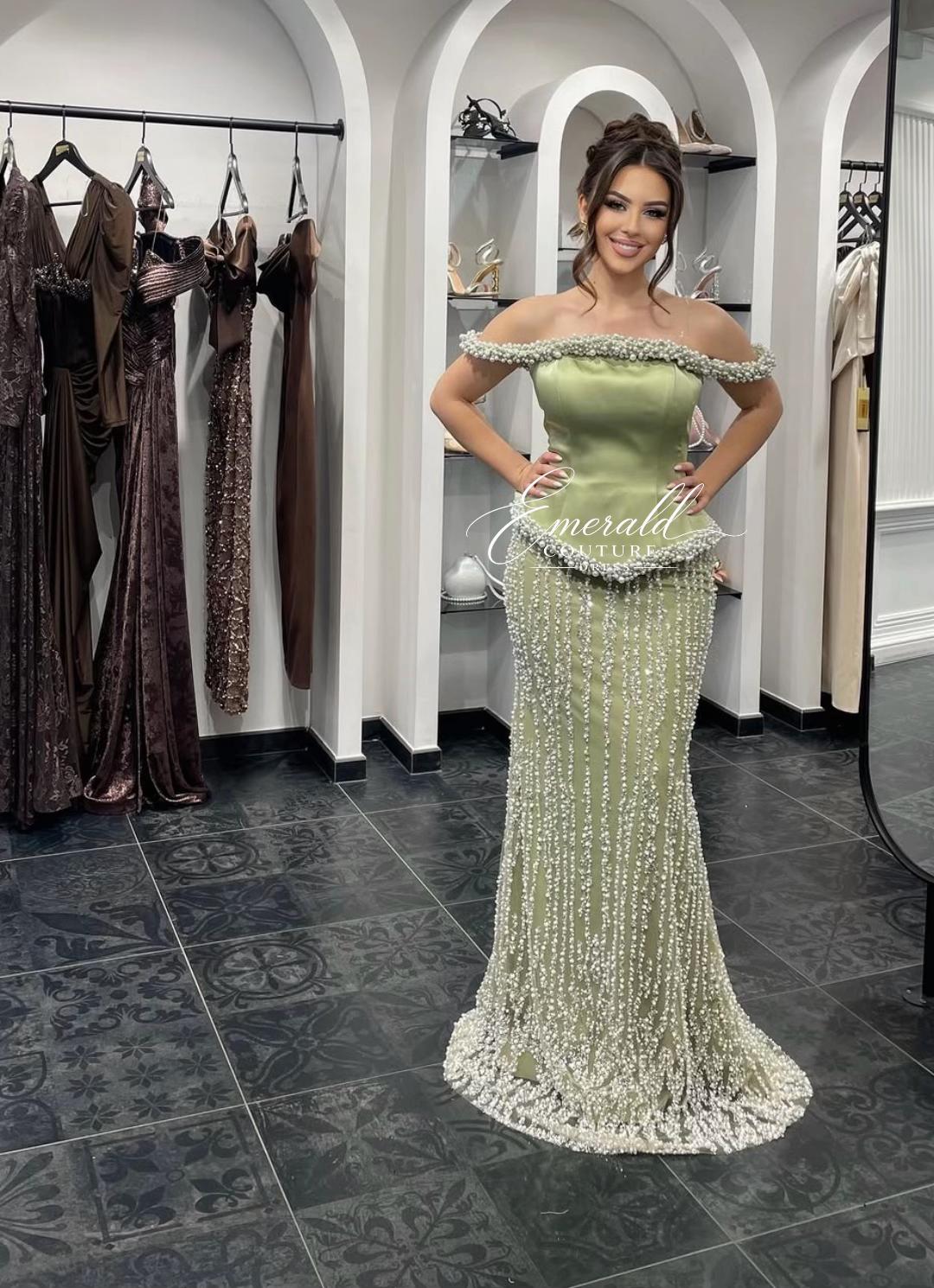 @Emerald Couture Dress Inc.