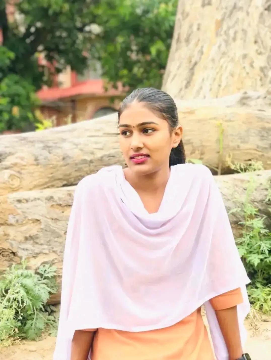 @Niru ❤️ ❤️ padam 😘
