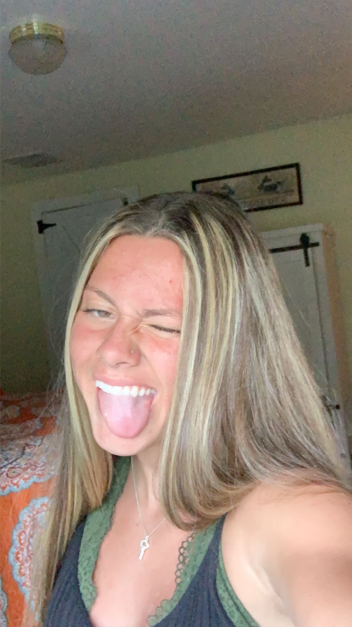@🧸