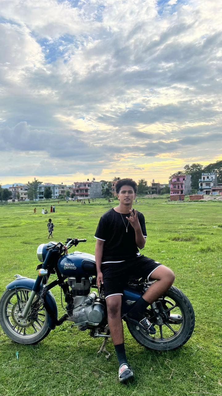@Sandy_dgaf!!🤷♂️