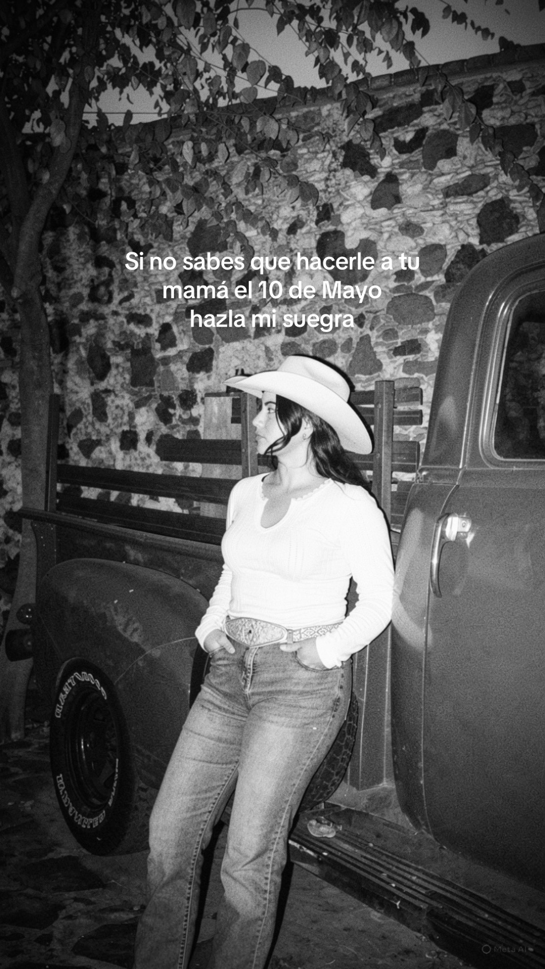 @Lucerito