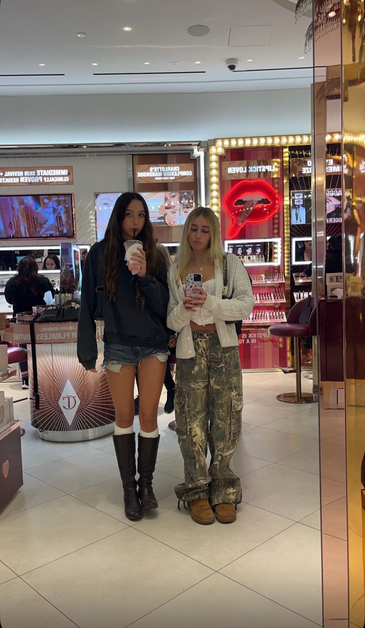 @Kira💗🕸️