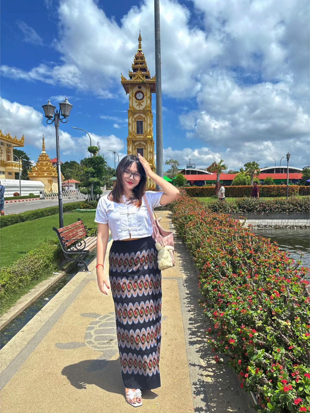 @Phyu