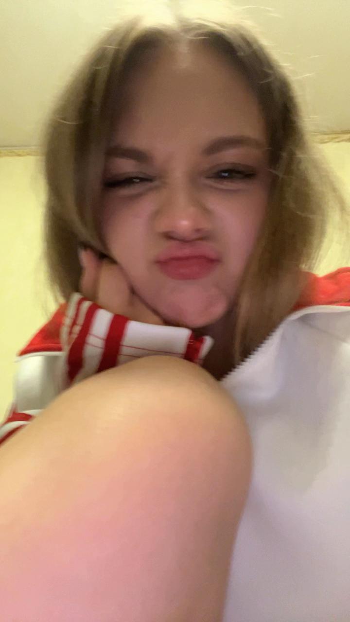 @_.holy.molly._