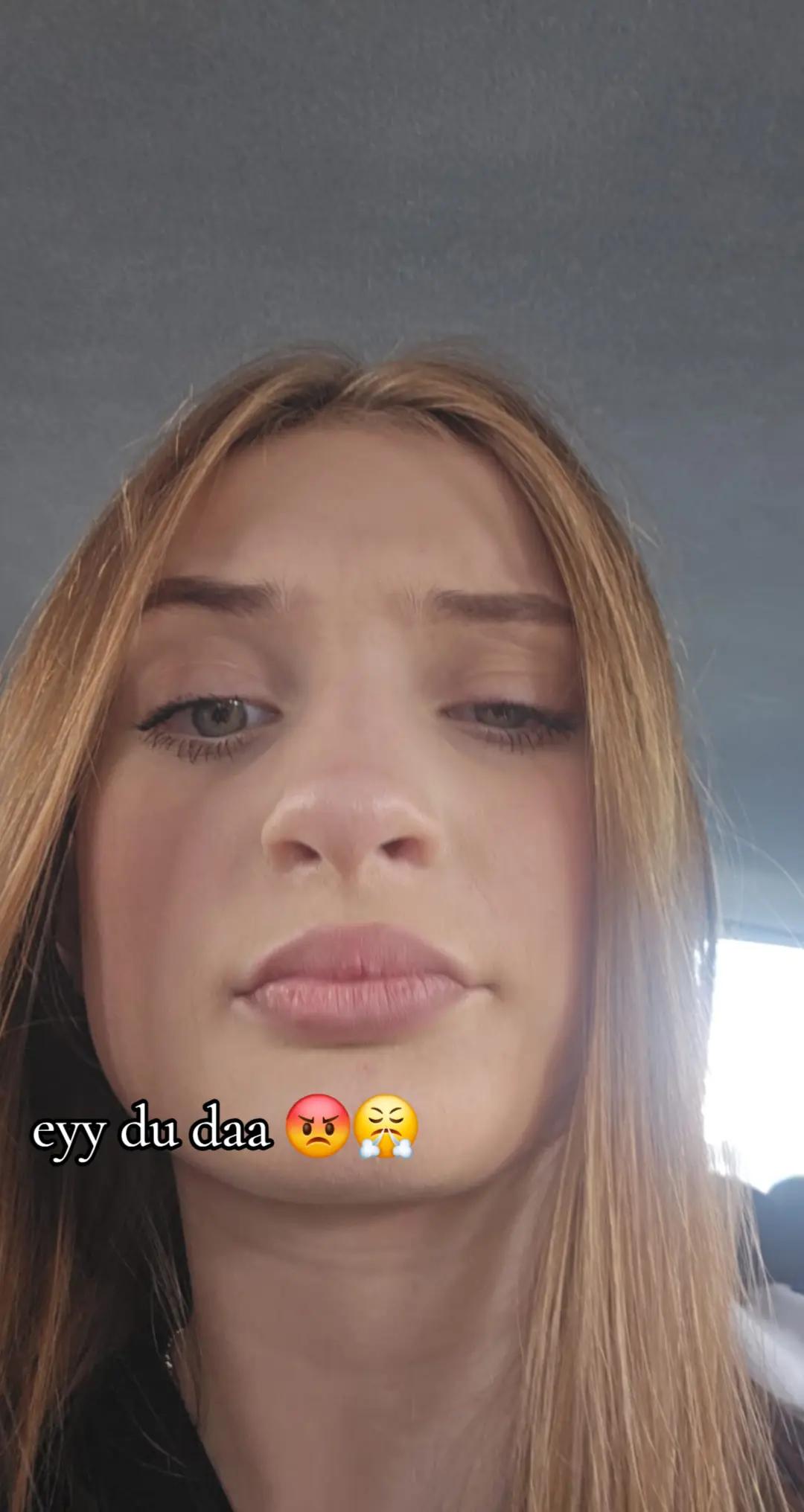 @lara........♾️