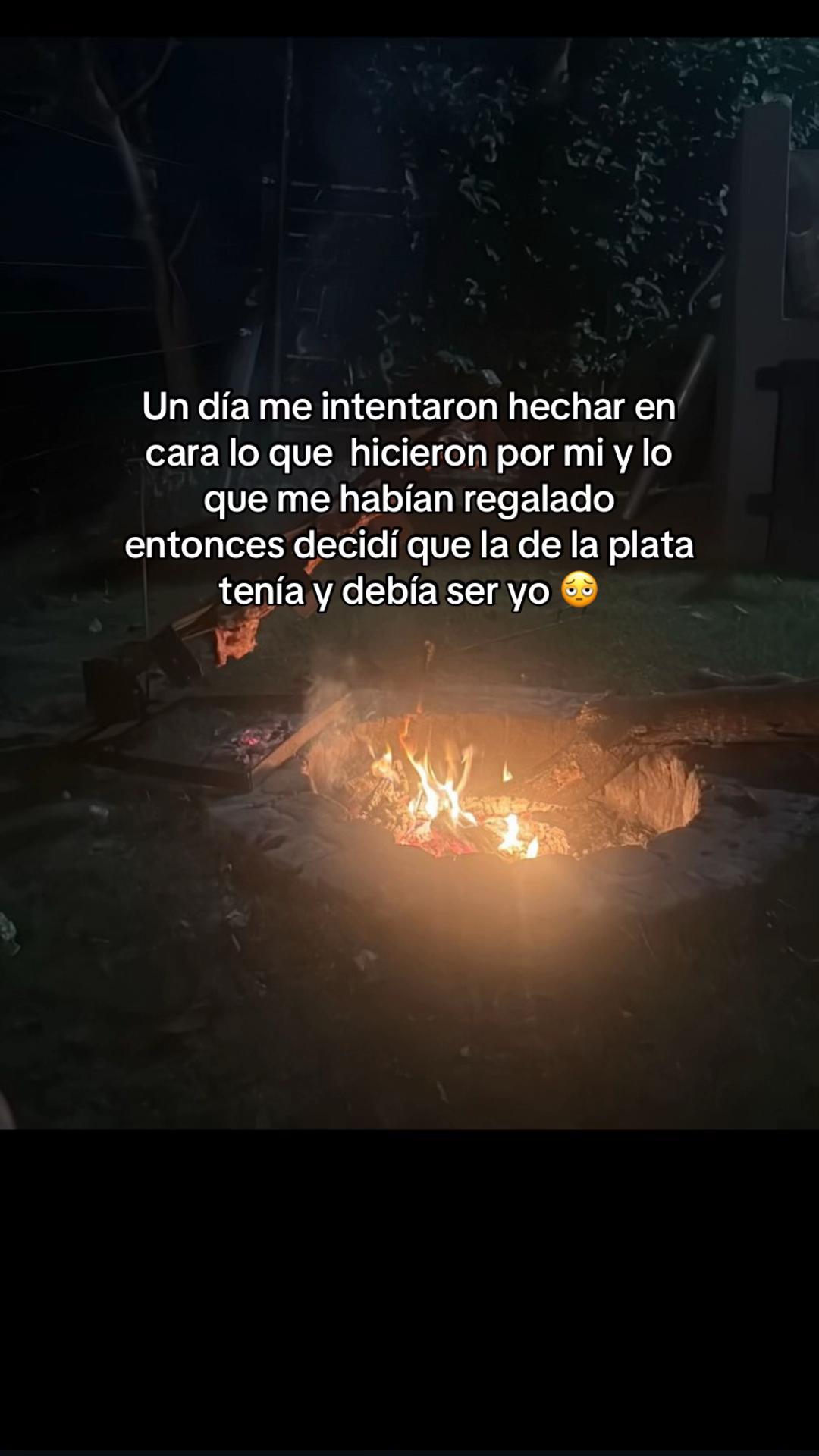 @Dania🦋