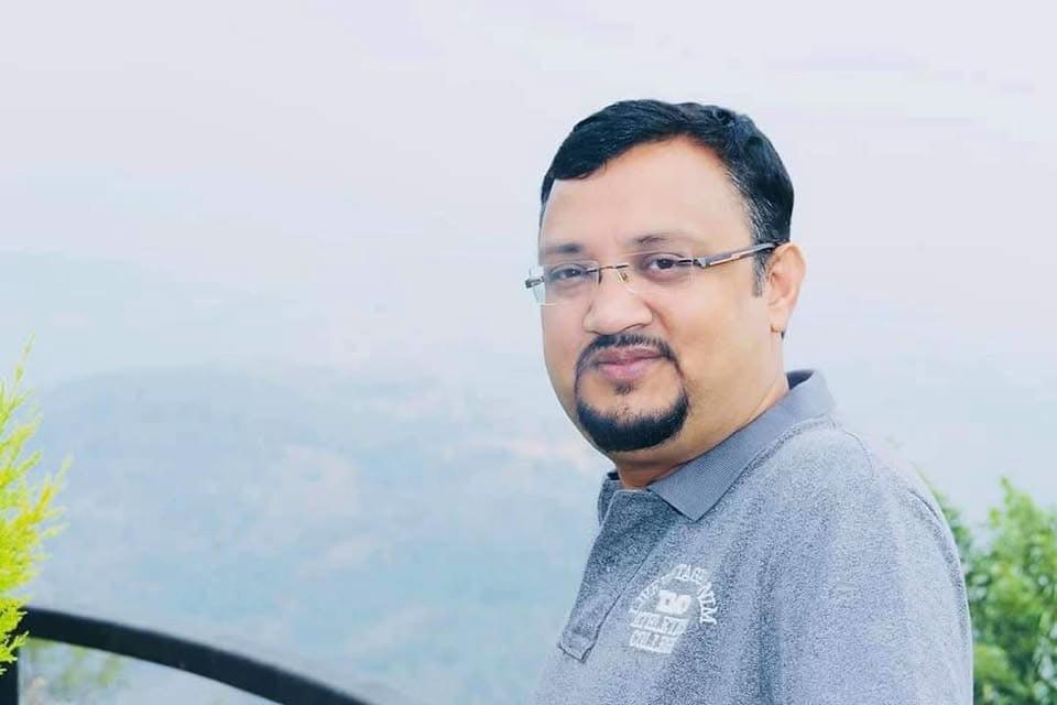 @लव कुईकेल 🔱
