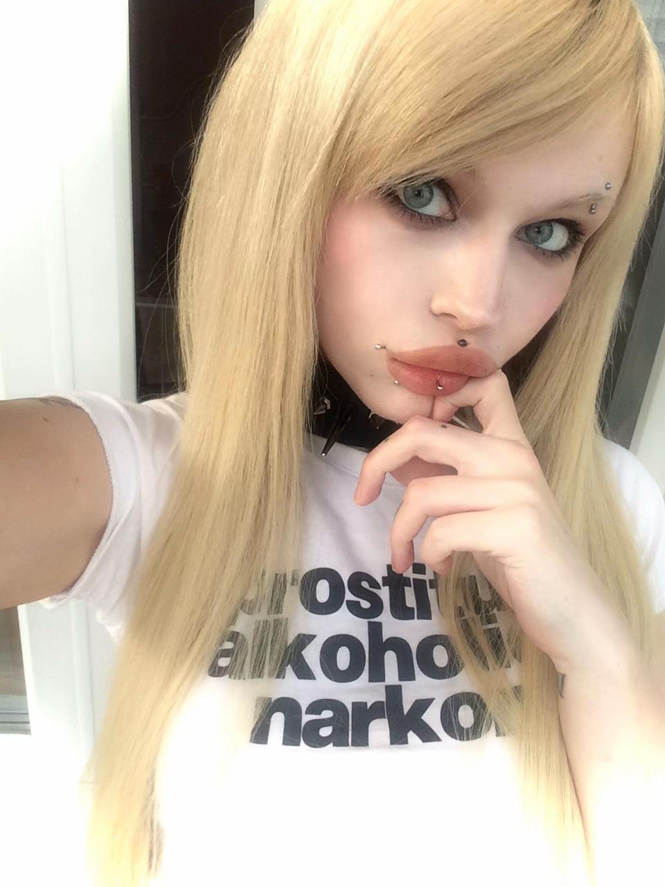 @specialroyal