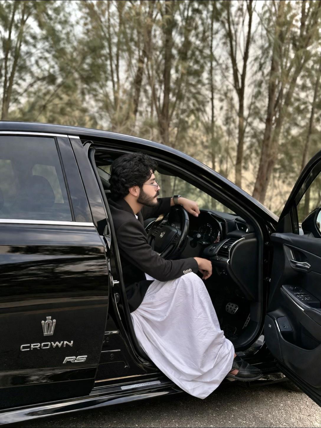 @𝑯🥀بلوچ