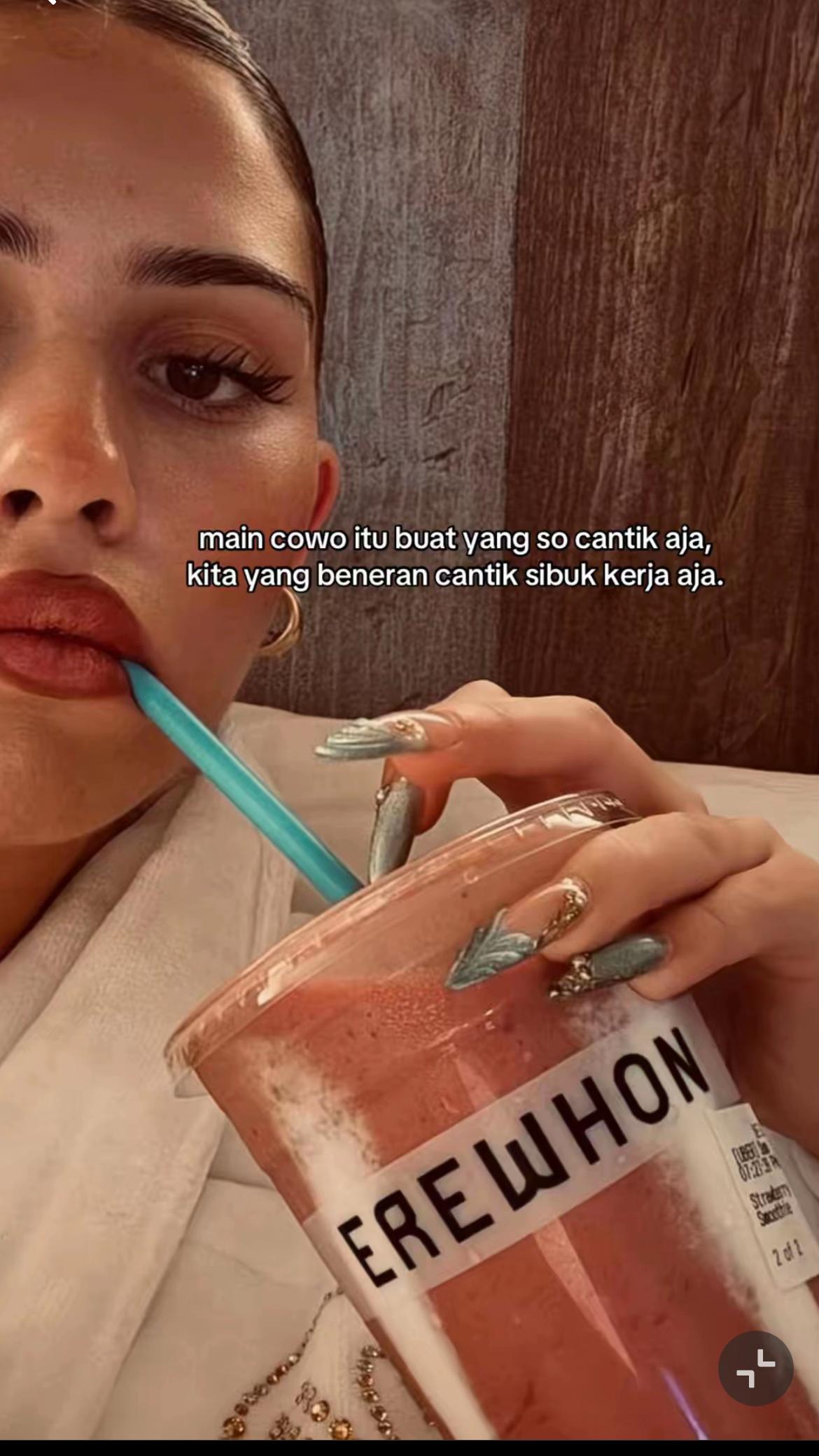 @ekaa putri🎀