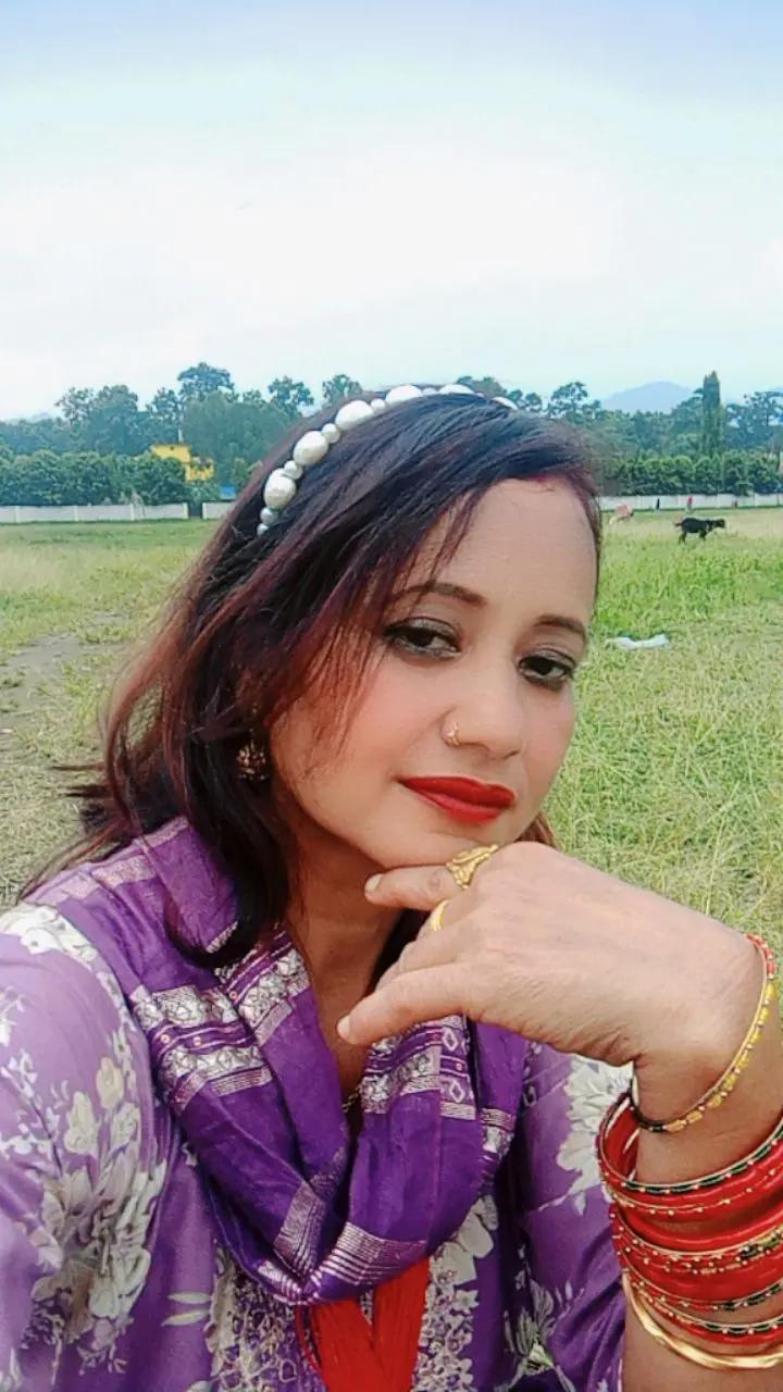 @प्यारि ❤️Radhika😘 N❤️p❤️l🌹