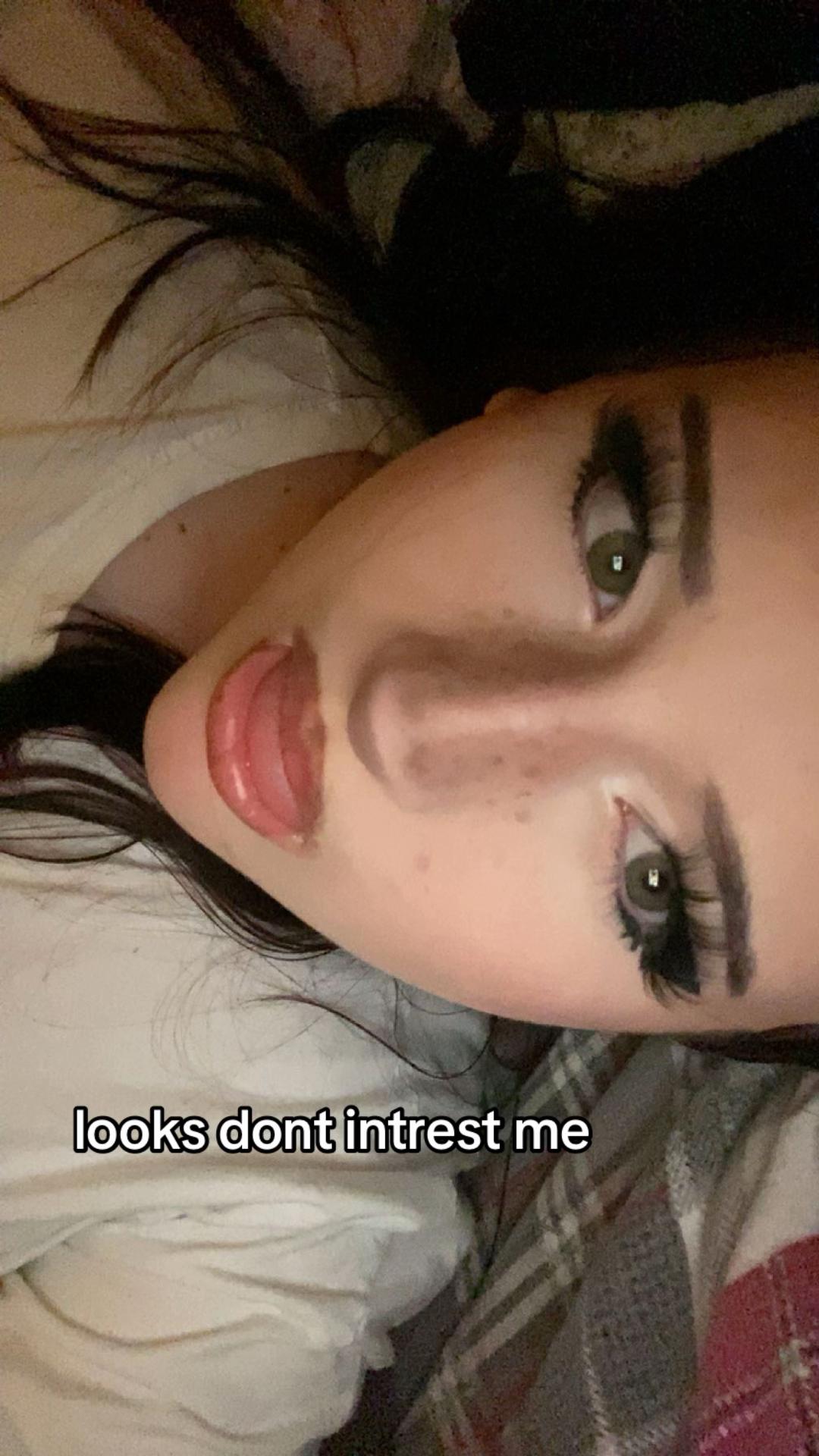 @ieat_glitterglue69