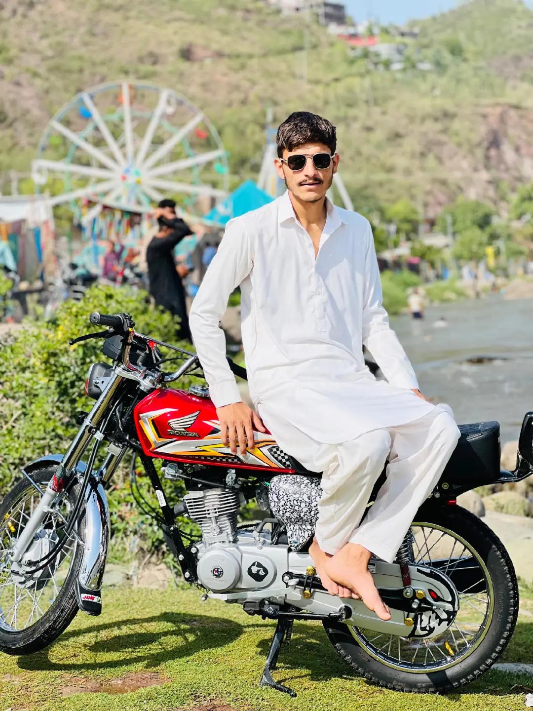 @رضا پٹھان🍁
