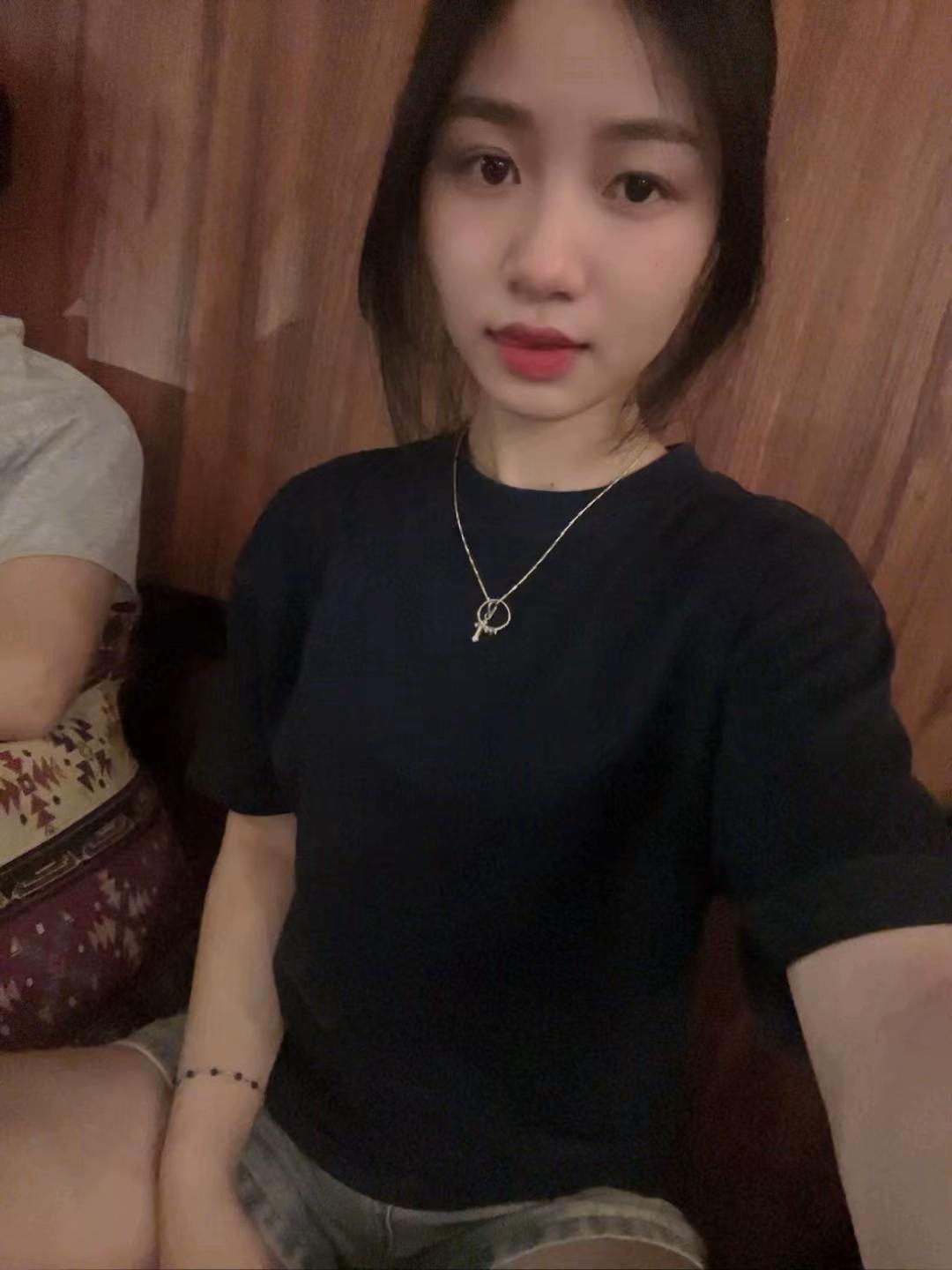 @T