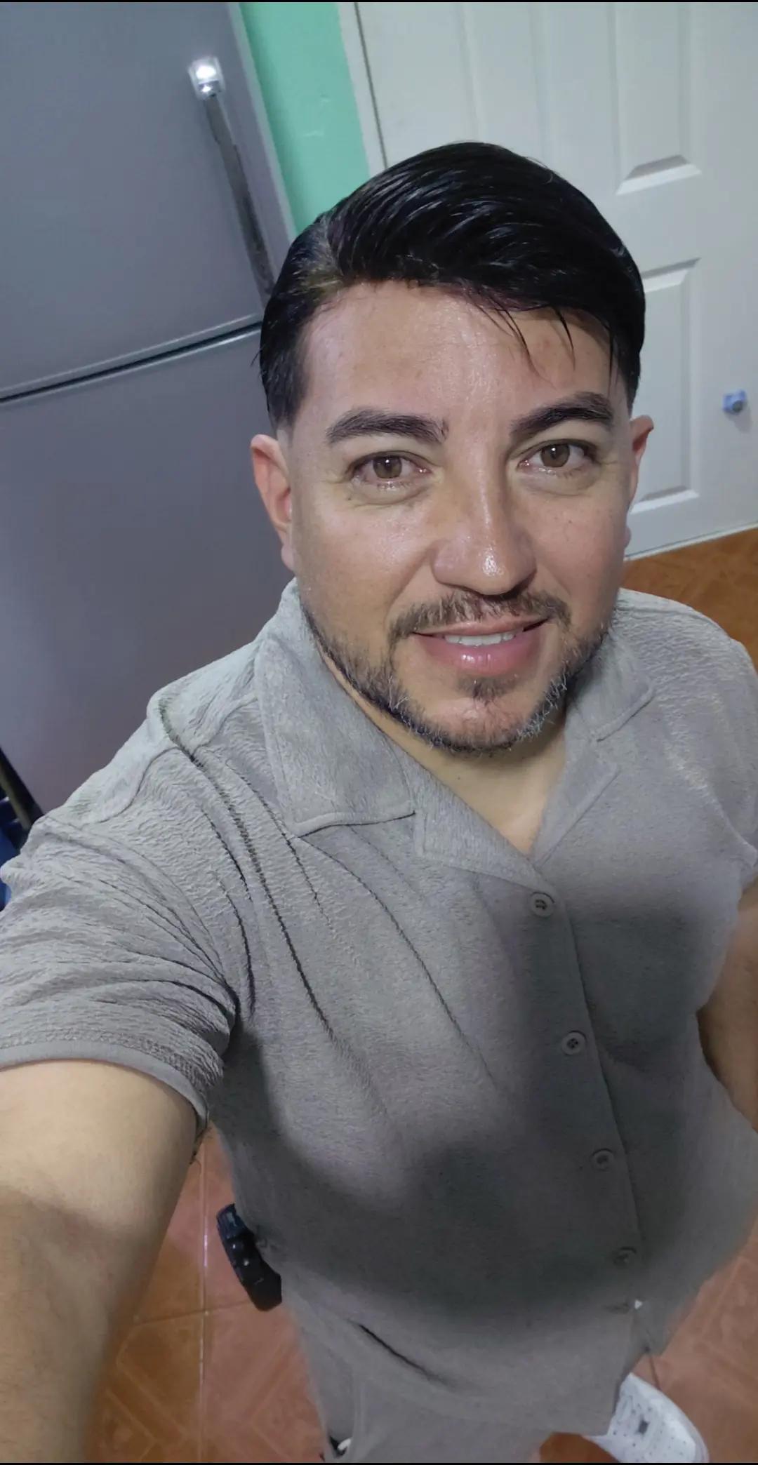 @InstructorComandoJs