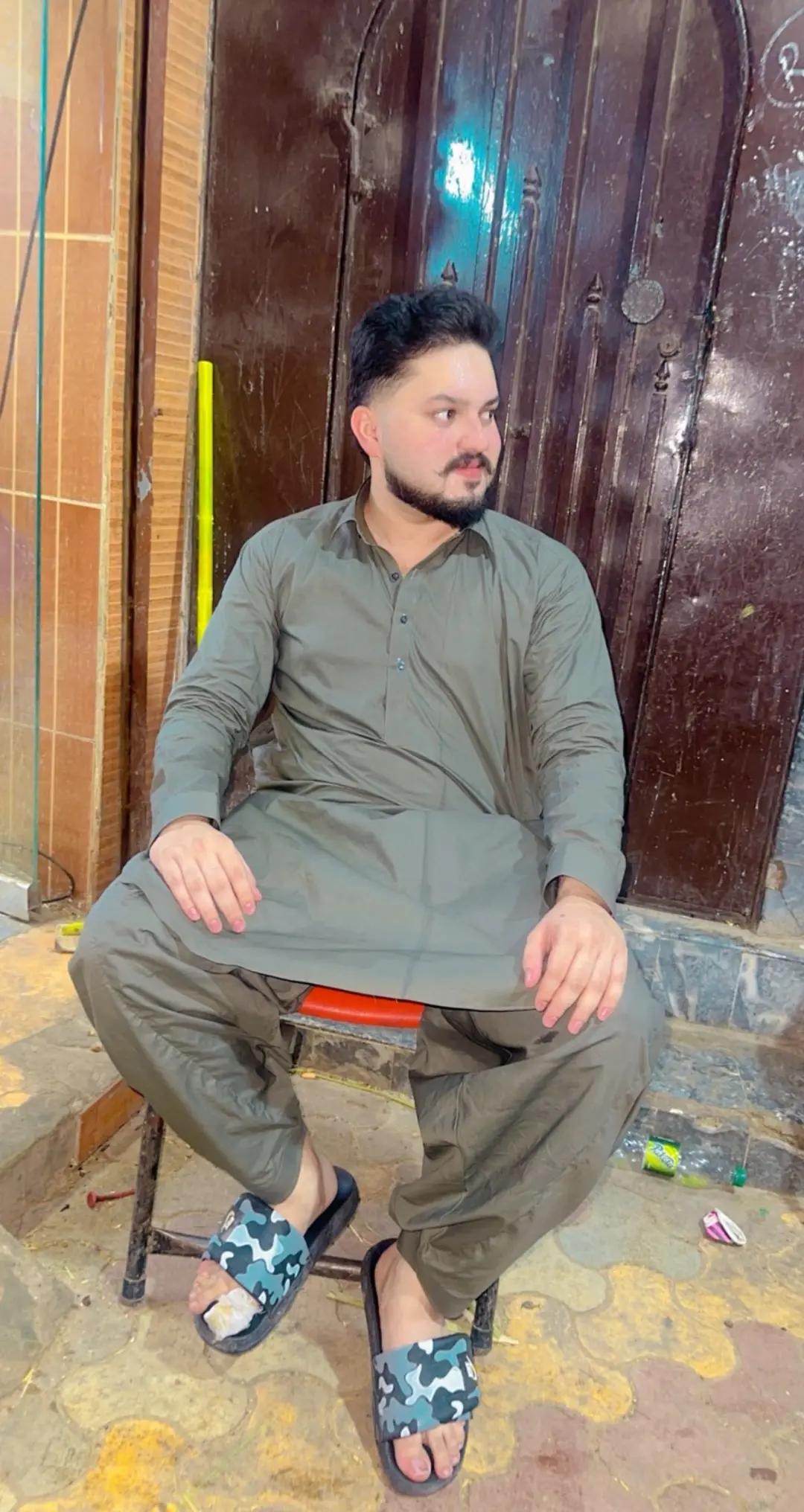 @Saim Khan 🔥👑🖤